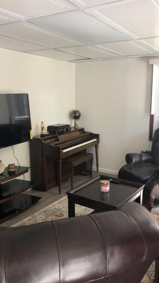 Cozzy Room With Private Entrance And Drive Way New York Exteriér fotografie